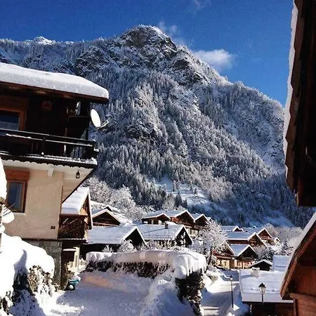 300-year-old Servoz